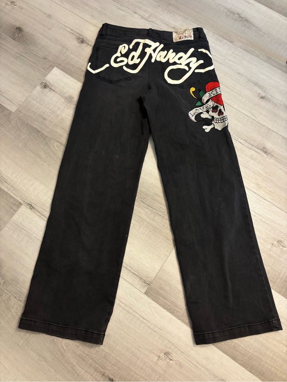 Ed Hardy Black Bootcut Jeans Kiss Love Skull Embroidered Women’s 28